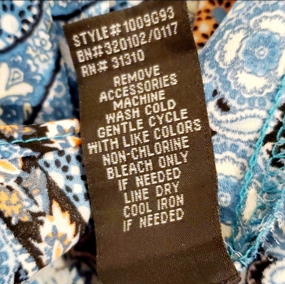 Bohemian Off the Shoulder Blouse - Picture 7 of 8